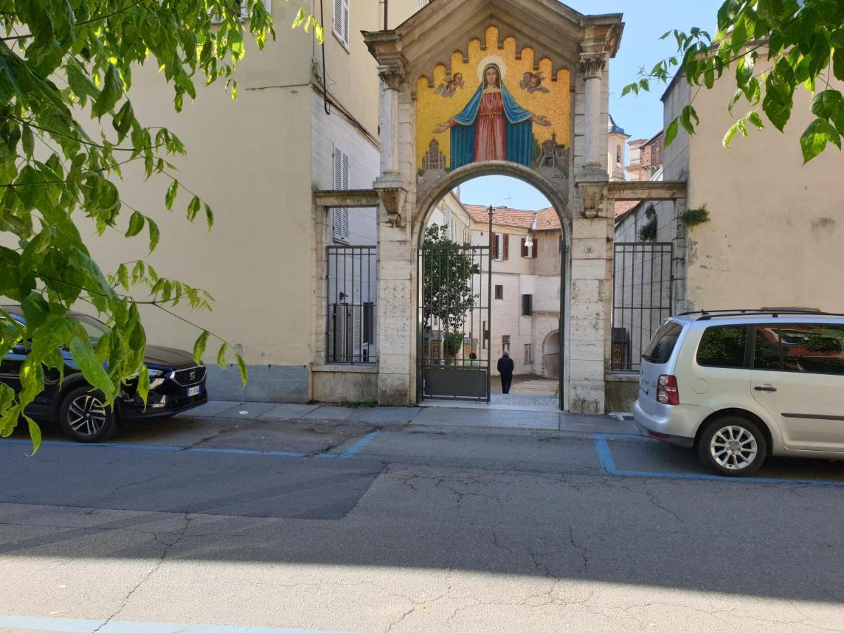 Ferienwohnung Location Turistic Monolocale Nel Parco Del Santuario Asti Exterior foto
