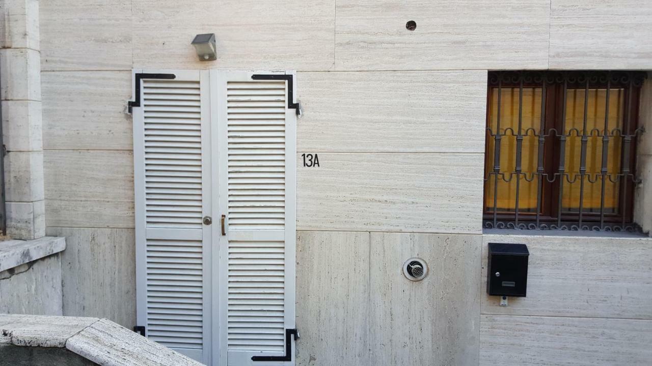 Ferienwohnung Location Turistic Monolocale Nel Parco Del Santuario Asti Exterior foto