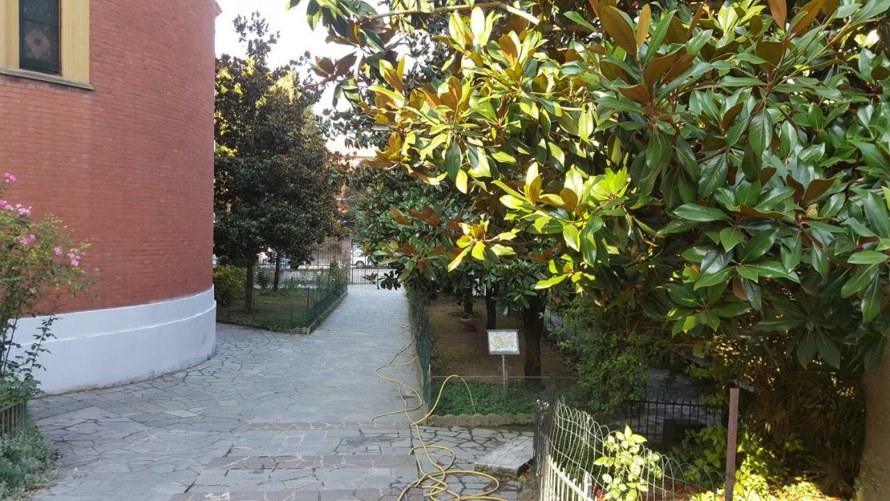 Ferienwohnung Location Turistic Monolocale Nel Parco Del Santuario Asti Exterior foto